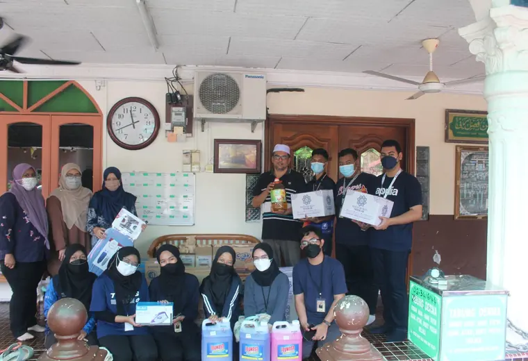 Agihan bantuan keperluan asas kepada komuniti