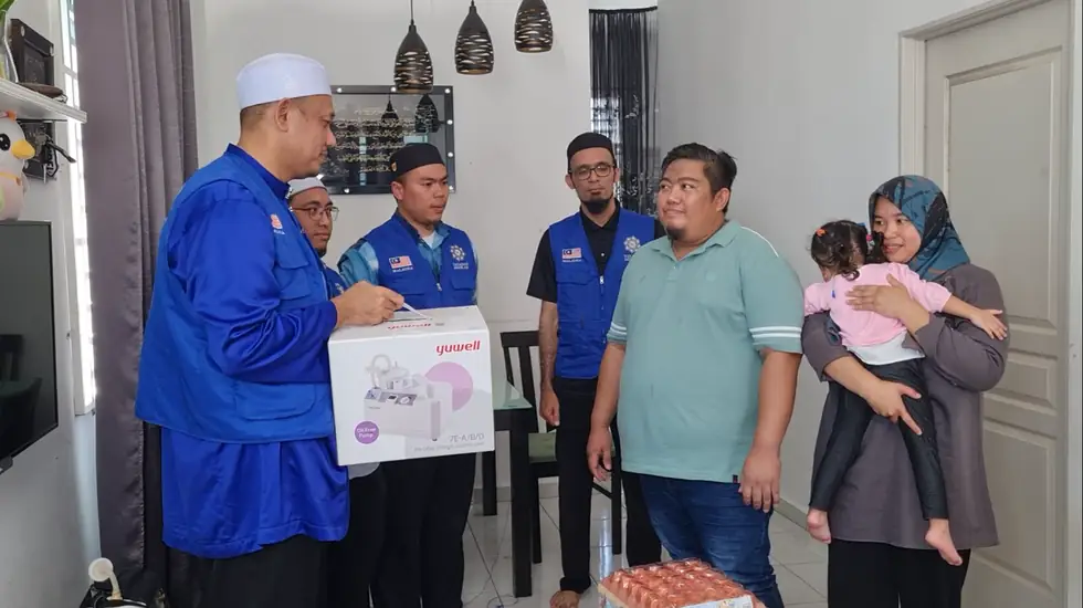 Bantuan perubatan kepada Adik Puteri